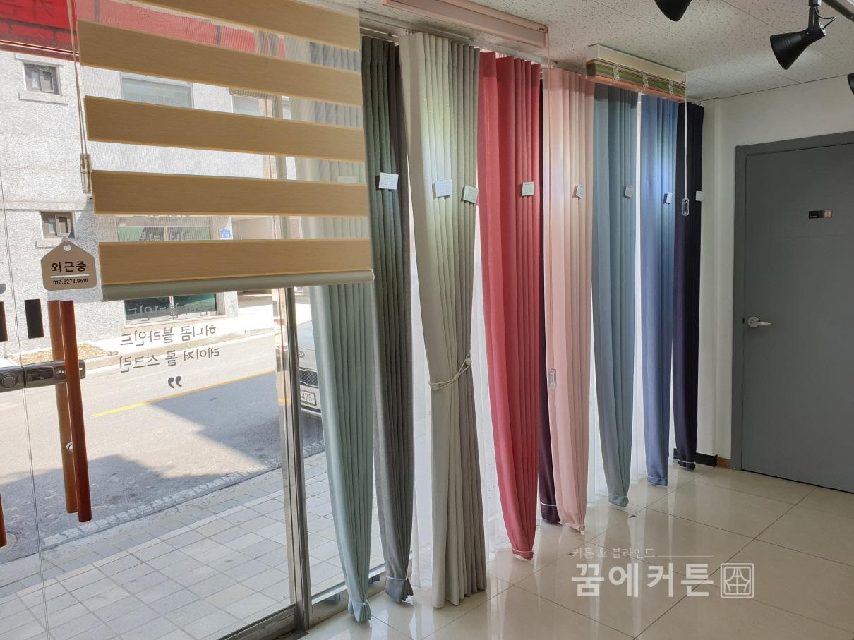 2000769928_xINArmDl_d0703f915d6ec0b4e5f78ce34dee3f8fa75fc588.jpg 이미지크게보기
