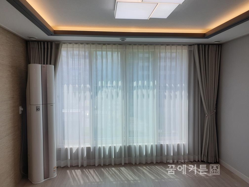 2000769928_DMLspHCq_de6ff9d6040d5aa4d033ed21bda14fb965003820.jpg 이미지크게보기