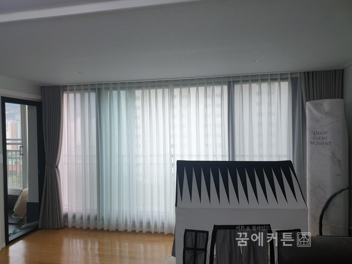 2000769928_lJn3vrDB_8fee7953a49f87a3b38ed1661f87afae6003762d.jpg 이미지크게보기