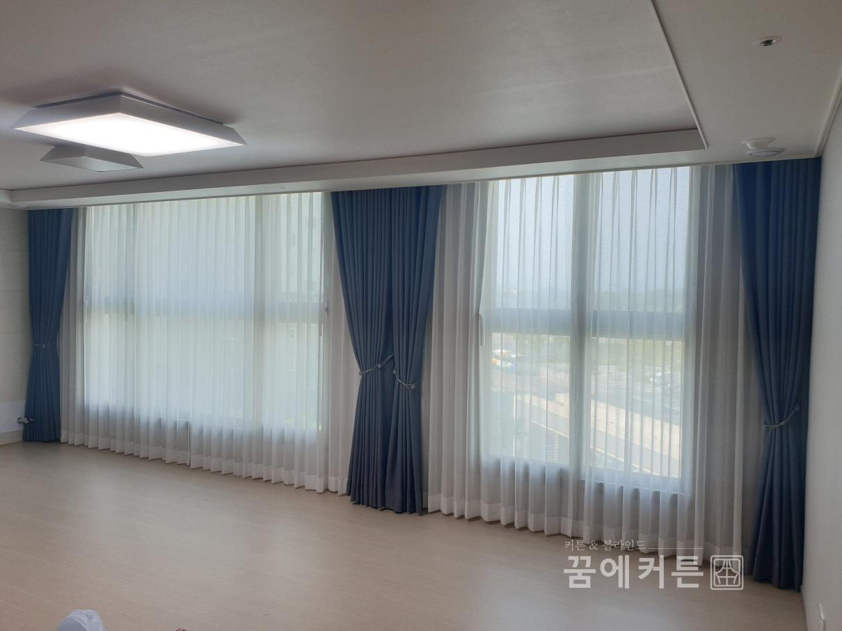 2000769928_oDKAXOFd_8ed8491131db9a3d6afd3cc0834ec5ef3d88085e.jpg 이미지크게보기