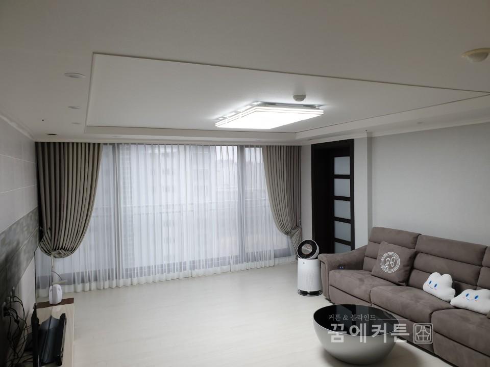 2000769928_z5qWIfu7_55d4cd1dde572a29af4289b02de9909947ca4b76.jpg 이미지크게보기