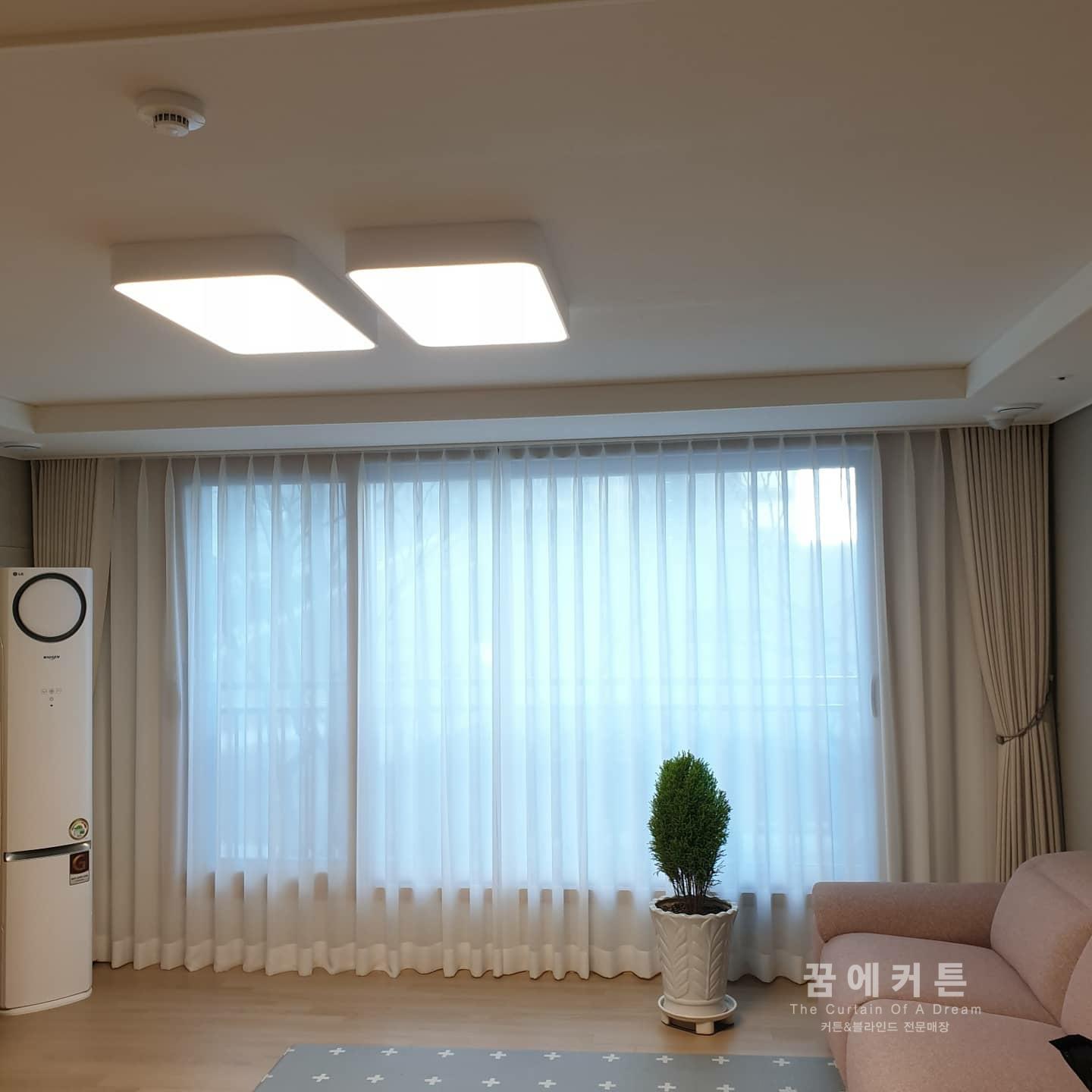 31396258_s8nMmqeu_50d82dc46e0e415016a802cb087a7de28422ed5f.jpg 이미지크게보기