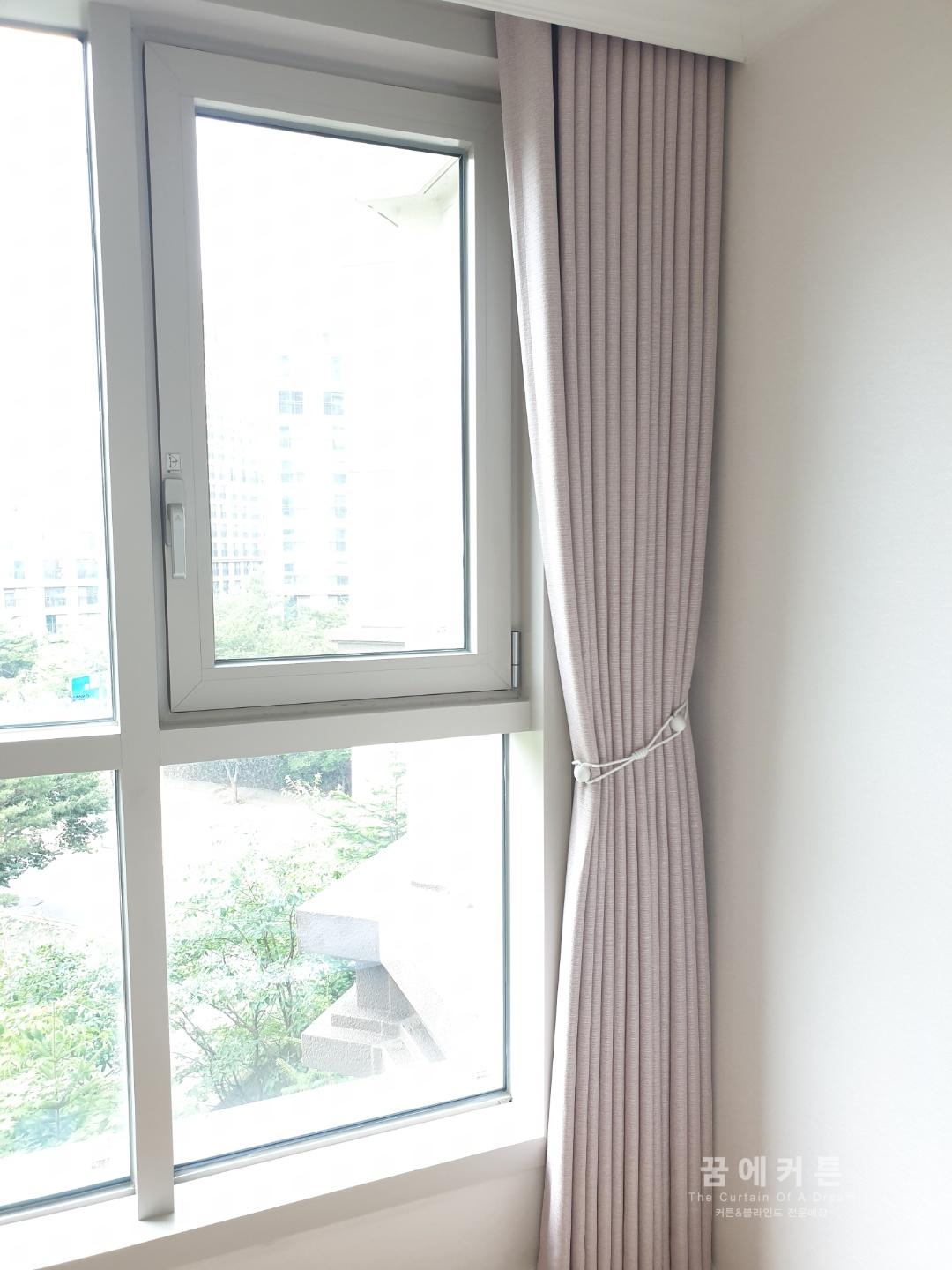 /user/g/ggumecurtain/editor/2211/9a87a6eab89773ef06b08cd65c57ac0d_1668667483_9568.jpg 이미지크게보기